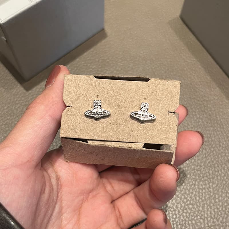 シルバーアクセサリー 宇宙航路ピアス
