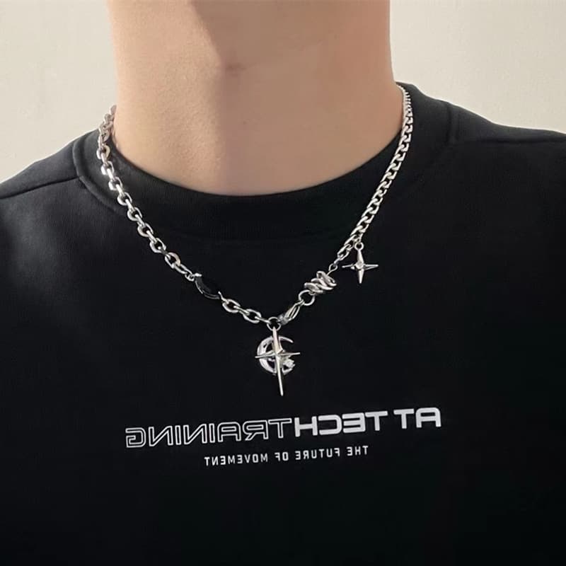 シルバーアクセサリー 十字架ムーンモチーフチェーンネックレス