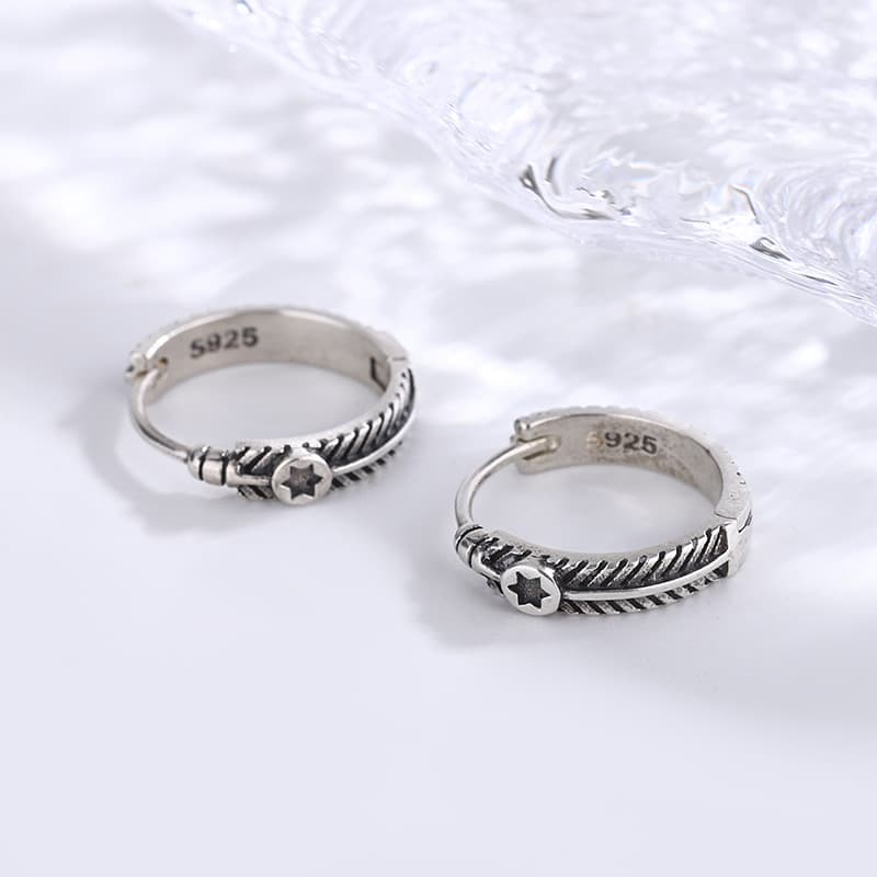 シルバーアクセサリー 星と羽のフープピアス