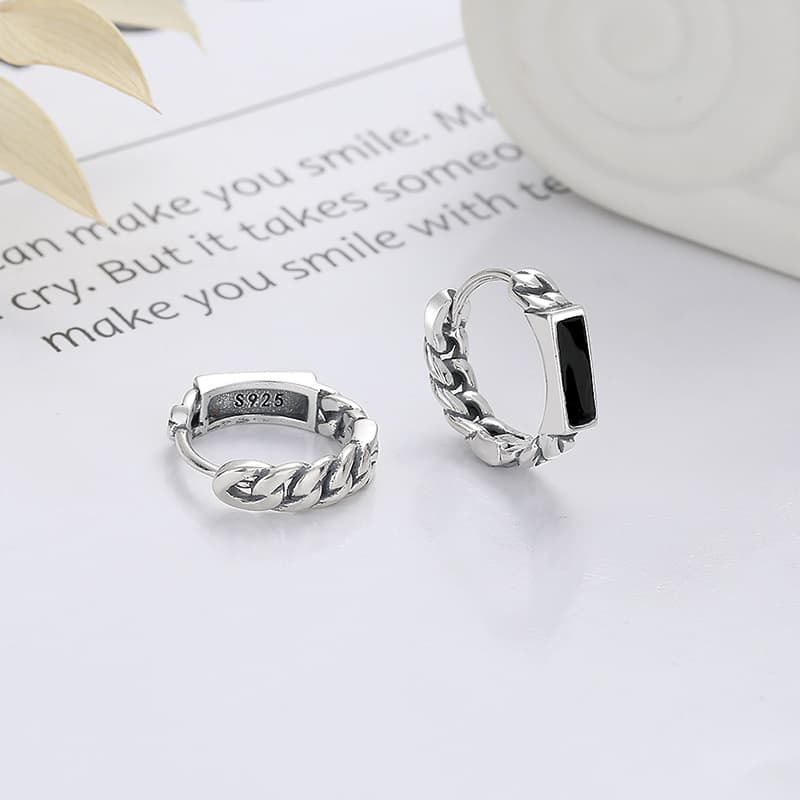 シルバーアクセサリー チェーン飾り付き石柱ピアス