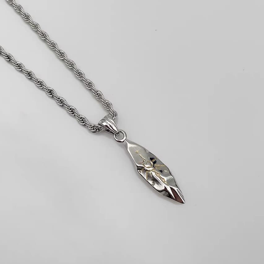 シルバーアクセサリー 流星の雫ネックレス