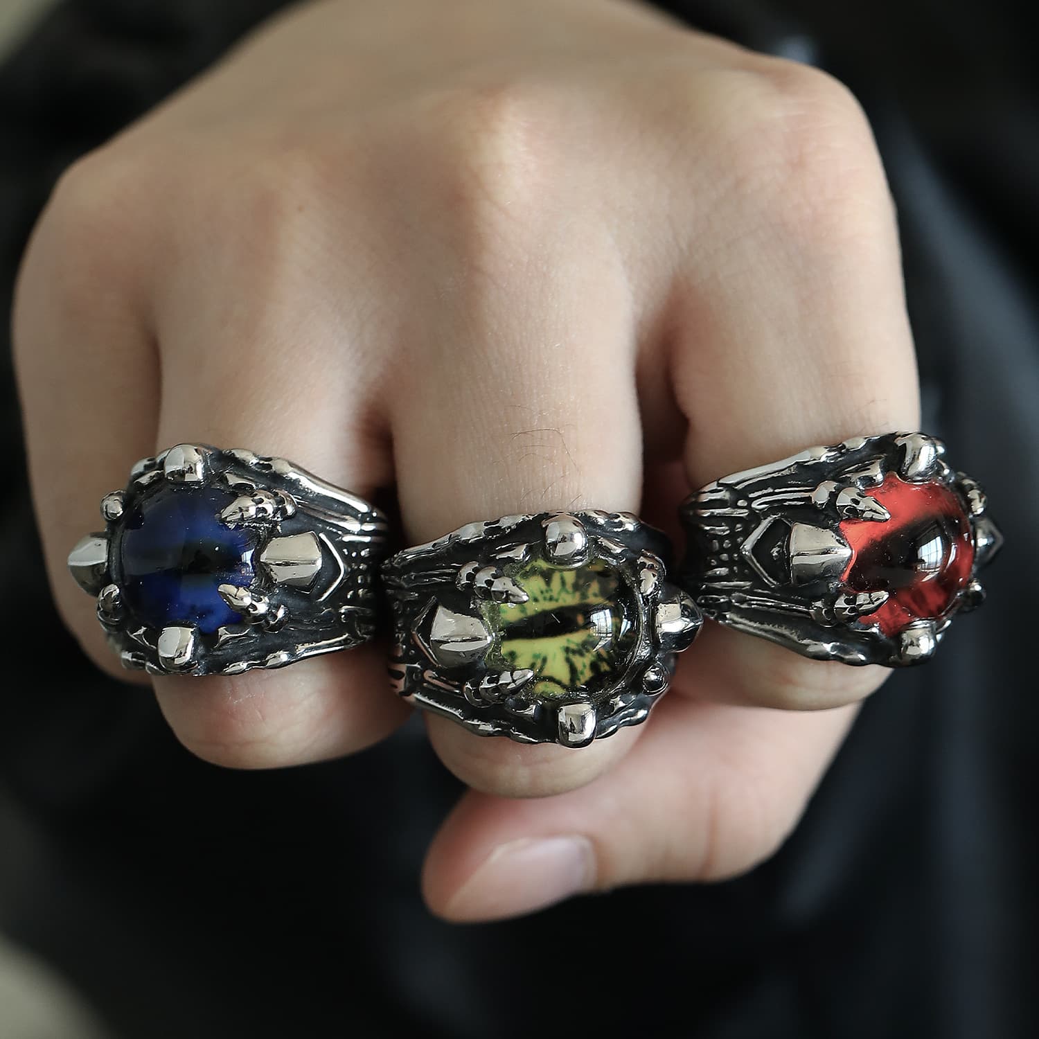 シルバーアクセサリー 爪の牢獄 ガラス石リング