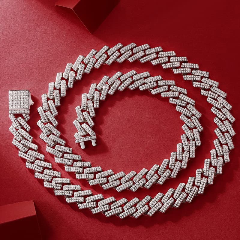 シルバーアクセサリー キュービックジルコニア煌めきネックレス