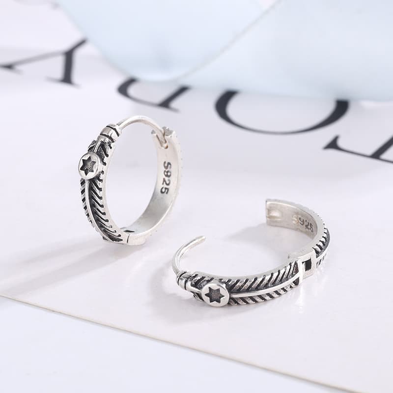 シルバーアクセサリー 星と羽のフープピアス