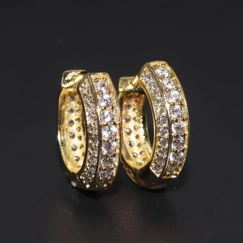 シルバーアクセサリー きらめき輝石フープピアス