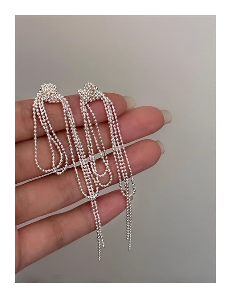 シルバーアクセサリー 多層フリンジ揺れるピアス シルバー色 大人女性