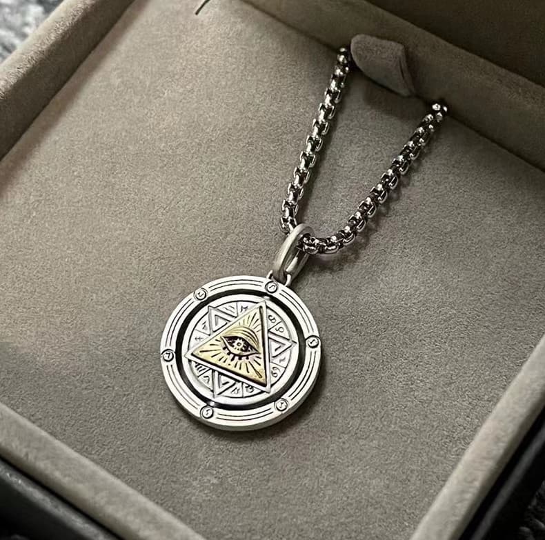 シルバーアクセサリー 神秘の瞳 古代紋章ネックレス