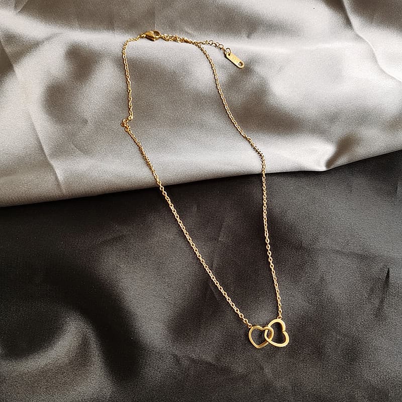 シルバーアクセサリー 二連ハートモチーフネックレス