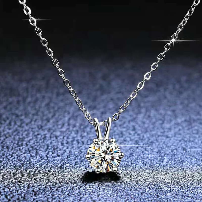 シルバーアクセサリー 一粒の輝き 六爪留めネックレス