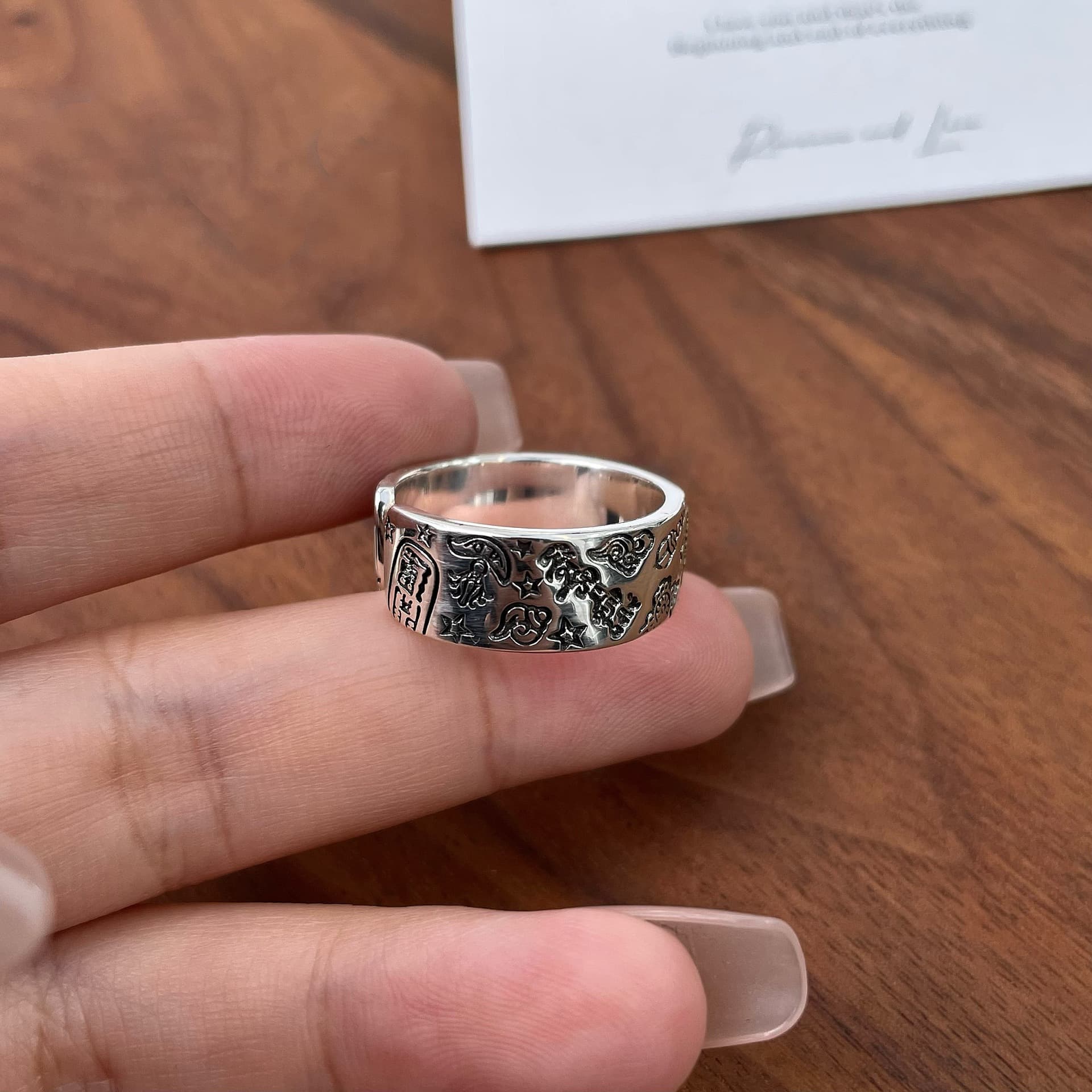 シルバーアクセサリー 古代神秘模様の開運リング