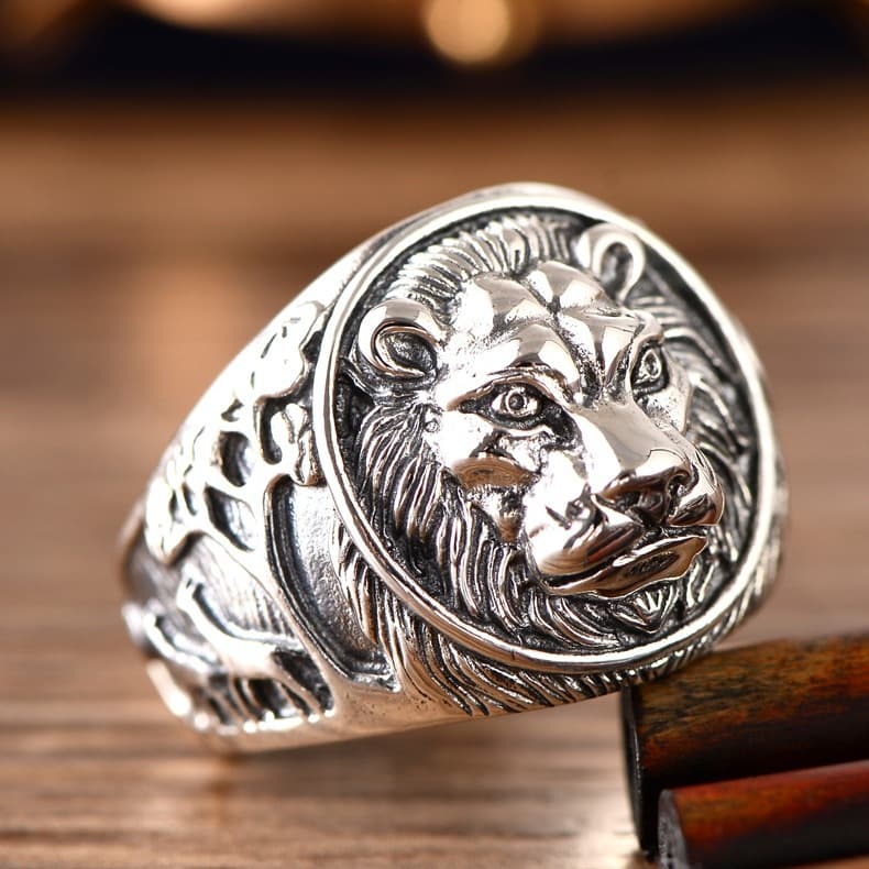 シルバーアクセサリー 王者の風格 百獣の王リング