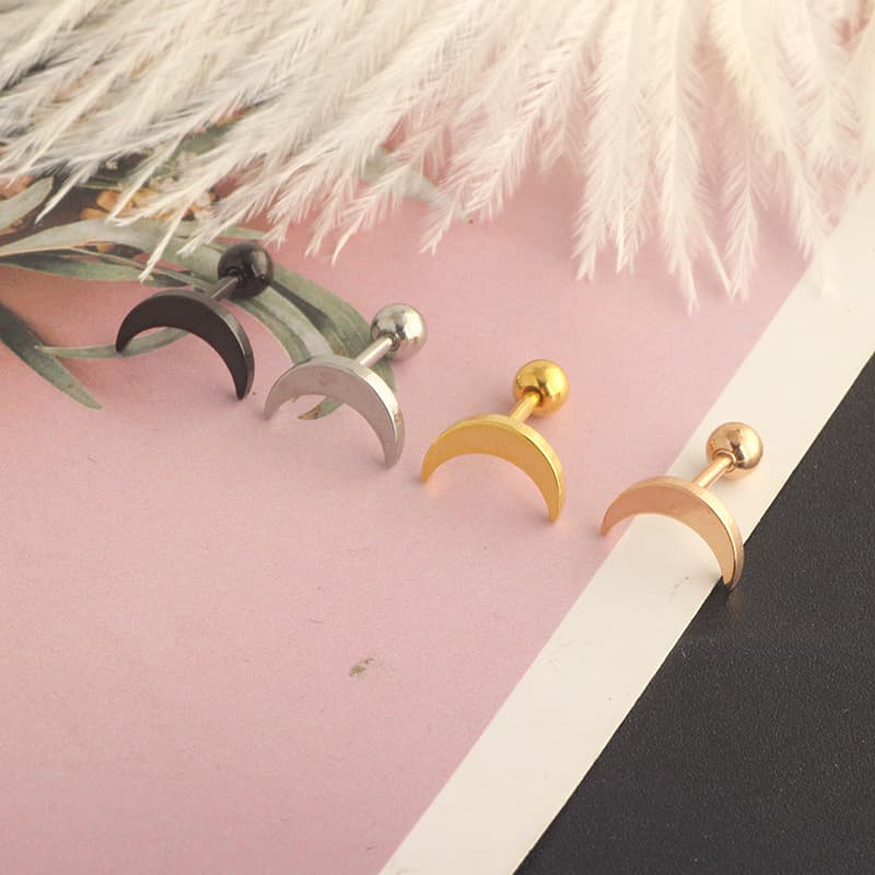 シルバーアクセサリー 月の輝き 三日月モチーフピアス