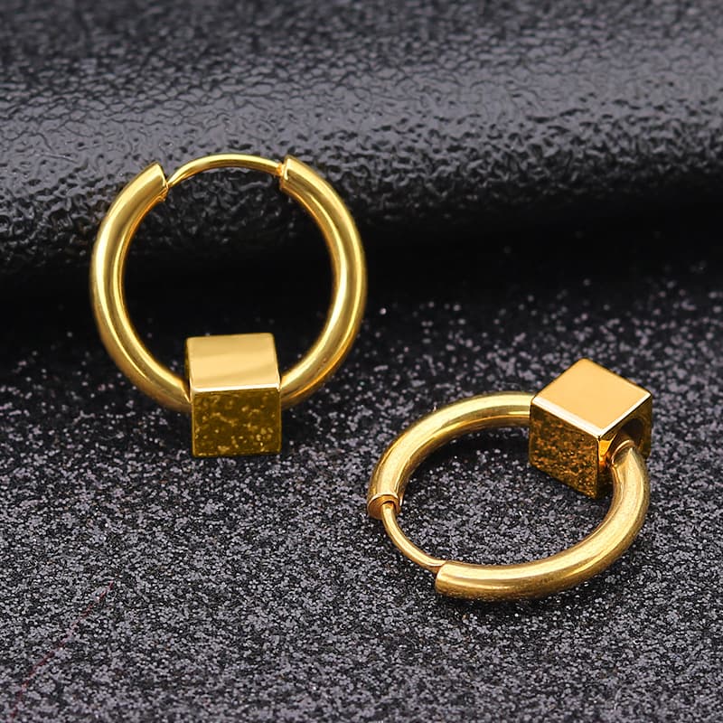シルバーアクセサリー 立方体フープピアス