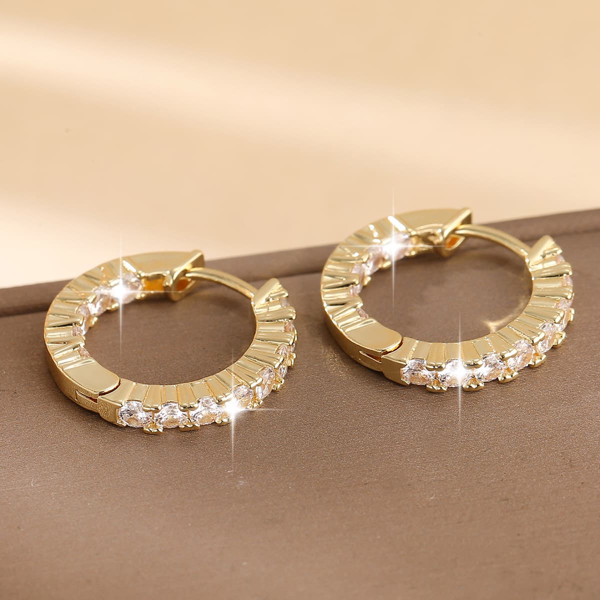 シルバーアクセサリー クリスタルフープピアス