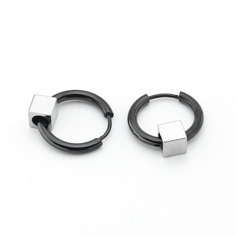 シルバーアクセサリー 立方体フープピアス