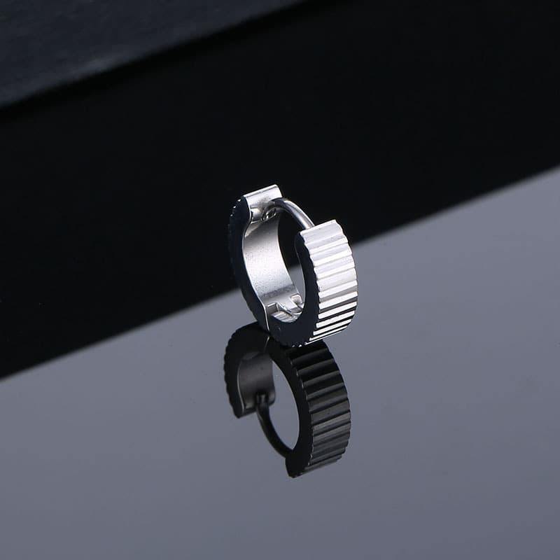 シルバーアクセサリー クールメカニック ギアフープピアス