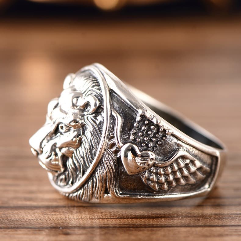 シルバーアクセサリー 王者の風格 百獣の王リング